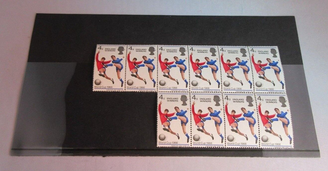 1966 ENGLAND WINNERS WORLD CUP 1966 4d 10x STAMPS MNH CLEAR FRONTED STAMP HOLDER