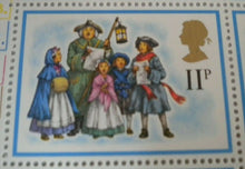 Load image into Gallery viewer, 1978 18TH CENTURY CAROL SINGERS 11P BLOCK OF TEN STAMPS MNH WITH TRAFFIC LIGHTS
