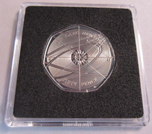 Load image into Gallery viewer, 2017 ISAAC NEWTON QEII BUNC 50P FIFTY PENCE COIN WITH QUAD CAPSULE &amp;COA
