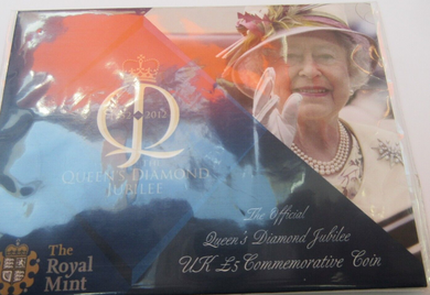 2012 HM QUEEN ELIZABETH II DIAMOND JUBILEE BUNC £5 COMMEMORATIVE COIN PACK