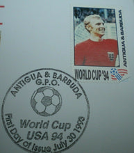 Load image into Gallery viewer, 1994 ENGLAND&#39;S FINEST CAPTAIN BOBBY MOORE WINNERS 1966 5 CROWN COIN COVER PNC
