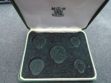 Load image into Gallery viewer, 1968 BANK OF ZAMBIA ROYAL MINT 5 COIN PROOF SET SEALED &amp; BOXED
