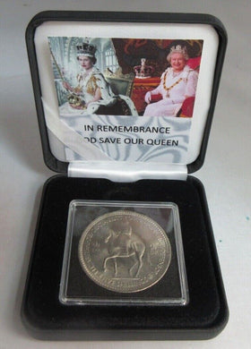 1953 QUEEN ELIZABETH II IN REMEMBRANCE BUNC 5 SHILLINGS CROWN COIN BOX & COA