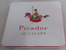 Load image into Gallery viewer, VINTAGE PICADOR CIGAR TIN WD &amp; HO WILLS BRANCH OF IMPERIAL TOBACCO COMPANY
