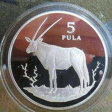 Load image into Gallery viewer, 1978 ROYAL MINT BOTSWANA Antelope Gemsbok CONSERVATION SILVER 5 PULA COIN
