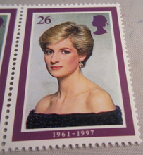 Load image into Gallery viewer, 1961-1997 DIANA PRINCESS OF WALES UNITED KINDOM STRIP OF 5 X 26P STAMPS MNH
