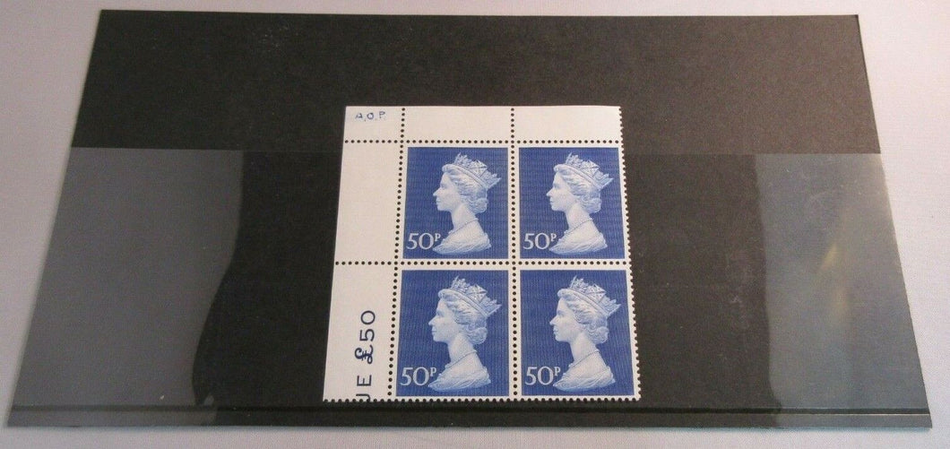 1970 QUEEN ELIZABETH II BLUE BLOCK OF 4 LARGE 50P STAMPS MNH