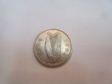 Load image into Gallery viewer, 1962 Ireland EIRE 1 SHILLING Coin reverse BULL obverse Harp
