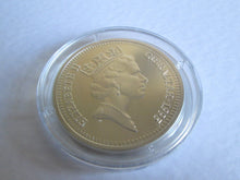 Load image into Gallery viewer, 1995  SILVER PROOF £5 FIVE POUNDS COIN GIBRALTAR INSPECTING BUCKINGHAM PALACE
