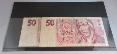 1997 CZECH PADESAT BANKNOTES 50 KORUN X 2 BANKNOTES IN CLEAR FRONTED HOLDER