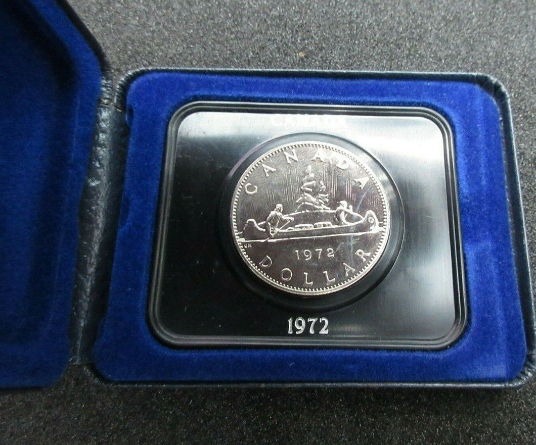 1972 Canada Dollar ROYAL CANADA MINT Coin and Box IN HOLDER