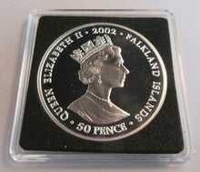 Load image into Gallery viewer, 2002 QEII GOLDEN JUBILEE CORONATION COACH 50P CROWN SILVER COLOURED PROOF BOXED
