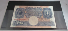 Load image into Gallery viewer, 1940 £1 ONE POUND BANK NOTE MARCH 1940 PEPPIATT BLUE VF-EF N39E 605836
