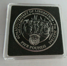 Load image into Gallery viewer, 2005 60TH ANNIVERSARY OF THE LIBERATION QE II BUNC JERSEY £5 COIN &amp; CAPSULE
