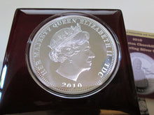 Load image into Gallery viewer, 2010 £10 SILVER PROOF 5 oz COIN WINSTON CHURCHILL WARTIME PRIME MINISTER 250 WW

