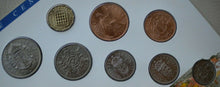 Load image into Gallery viewer, 1965-1967 -  POUNDS, SHILLINGS &amp; PENCE -  PRE-DECIMAL UNC EIGHT COIN SET
