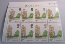 Load image into Gallery viewer, 1980 LONDON LANDMARKS HAMPTON COURT 15p BLOCK OF 8 STAMPS MNH
