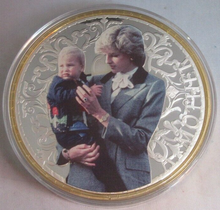 Load image into Gallery viewer, 2016 DIANA A PRINCESS DIANA A MOTHER PROOF SILVER &amp; GOLD PLATED MEDAL SET BOXED

