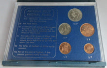 Load image into Gallery viewer, BRITAINS FIRST DECIMAL 5 COIN SET IN CLEAR HARD CASE &amp; ROYAL MINT BLUE BOOK
