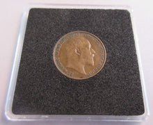 Load image into Gallery viewer, 1907 EDWARD VII BRONZE FARTHING EF-UNC IN QUADRANT CAPSULE &amp; BOX
