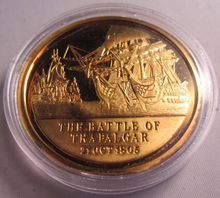 Load image into Gallery viewer, 1973 BATTLE OF TRAFALGAR BIRMINGHAM MINT HALLMARKED G/PLATE SILVER MEDAL COA BOX
