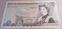 Load image into Gallery viewer, 1973 PAGE FIVE POUND £5 NOTES AUGUST 1973 7 CONSECUTIVE RUN UNC
