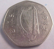 Load image into Gallery viewer, EIRE 50p 1982 FIFTY PENCE UNC PRESENTED IN CLEAR FLIP
