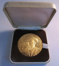 Load image into Gallery viewer, 1973 VINCENT VAN GOGH MUSEUM AMSTERDAM GOLD PLATED DBL CROWN SIZE MEDAL BOXED
