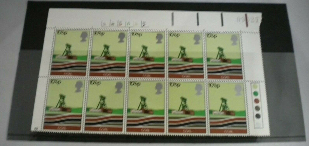 1978 COAL 10 1/2p BLOCK OF 10 STAMPS MNH WITH TRAFFIC LIGHTS