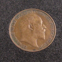 Load image into Gallery viewer, 1907 EDWARD VII BRONZE FARTHING EF-UNC IN QUADRANT CAPSULE &amp; BOX
