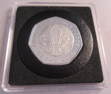 Load image into Gallery viewer, 2007 QEII SCOUTS SILVER PROOF 50p FIFTY PENCE COIN BOX &amp; COA
