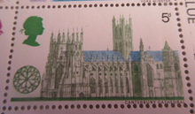 Load image into Gallery viewer, 1969 BRITISH ARCHITECTURE CATHEDRALS 5d  36 X STAMPS MNH WITH TRAFFIC LIGHTS
