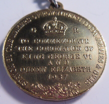 Load image into Gallery viewer, 1937 UK CORONATION GOLD PLATED MEDAL KEY-RING  IN POUCH
