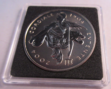 Load image into Gallery viewer, 1904-1984 ENTENTE CORDIALE REVERSE FROSTED COMMEMORATIVE PROOF £5 CROWN BOX &amp;COA
