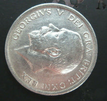 Load image into Gallery viewer, 1917 GEORGE V BARE HEAD FIRST COIN HALF 1/2 CROWN SPINK 4011 CROWNED SHIELD Cc1
