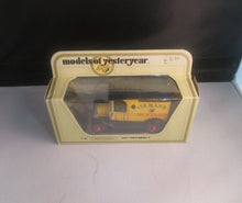 Load image into Gallery viewer, Matchbox &#39;Models of Yesteryear&#39; 5 x Cars in Boxes Inc 1912 Model T Ford
