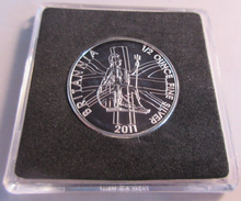Load image into Gallery viewer, 2011 BRITANNIA HALF OZ SILVER BU £1 ONE POUND COIN WITH BOX AND COA
