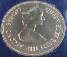 Load image into Gallery viewer, 1952-1977 TSB HM QEII SILVER JUBILEE CROWN GUERNSEY 25 PENCE CROWN COIN IN CASE
