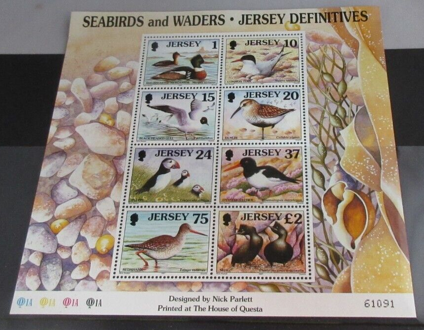 QEII JERSEY DEFINITIVES SEABIRDS AND WADERS MINISHEET & STAMP HOLDER