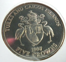 Load image into Gallery viewer, 1997 GOLDEN WEDDING ANNIVERSARY, TURKS &amp; CAICOS ISLANDS BUNC 5 CROWN COIN, PNC
