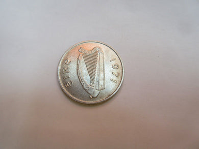 1971 Ireland EIRE 5 PENCE Coin reverse BULL obverse Harp BUNC