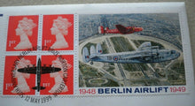 Load image into Gallery viewer, 1948-1949 THE BERLIN AIRLIFT - NICKEL BRASS - PHILATELIC MEDALLIC COVER PNC
