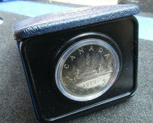Load image into Gallery viewer, 1975 Canada Dollar ROYAL CANADA MINT Coin and Box IN HOLDER
