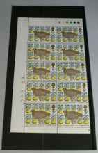 Load image into Gallery viewer, 1977 THE TWELVE DAYS OF CHRISTMAS 9p BLOCK OF 10 STAMPS MNH &amp; TRAFFIC LIGHTS
