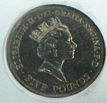 Load image into Gallery viewer, 1926-1996 70TH BIRTHDAY HER MAJESTY QUEEN ELIZABETH II  £5 CROWN COIN COVER PNC
