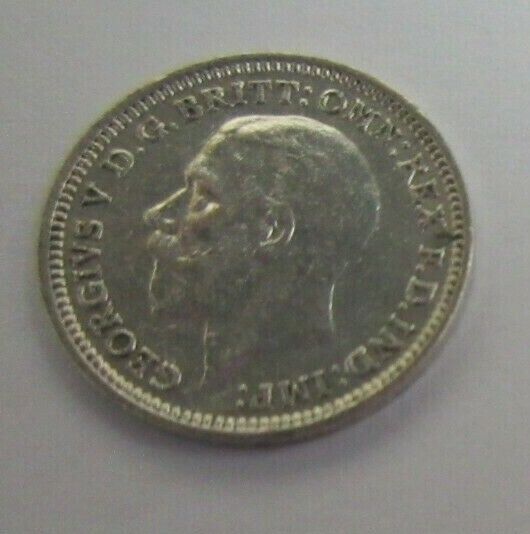 1932 GEORGE V UNC .500 SILVER THREE PENCE COIN IN CLEAR FLIP