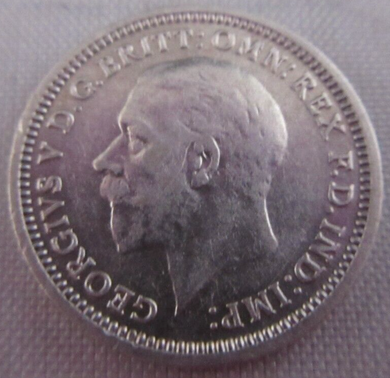 1935 KING GEORGE V BARE HEAD .500 SILVER GEF 3d THREE PENCE COIN IN CLEAR FLIP