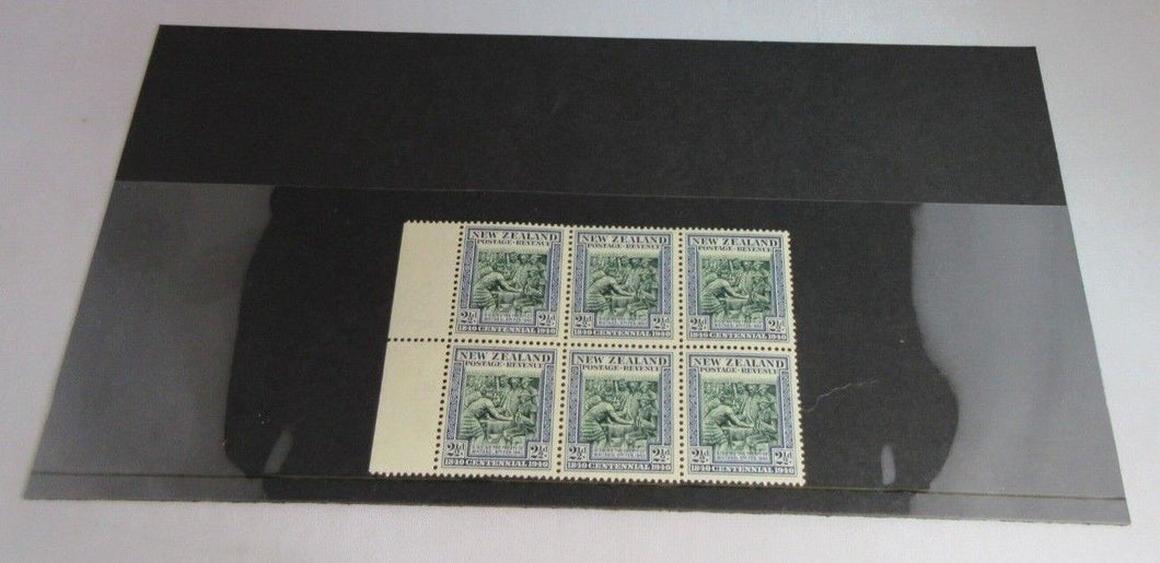 1840-1940 NEW ZEALAND CENTENNIAL 2 1/2d EDGE BLOCK OF 6 STAMPS IN STAMP HOLDER