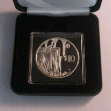 Load image into Gallery viewer, 2002 Defender of the Faith 1oz Silver Proof Fiji Royal Mint $10 Coin in Box COA
