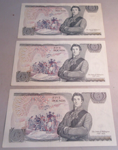 Load image into Gallery viewer, 1980 SOMERSET FIVE POUND £5 NOTES JUNE 1980 12 CONSECUTIVE RUN UNC
